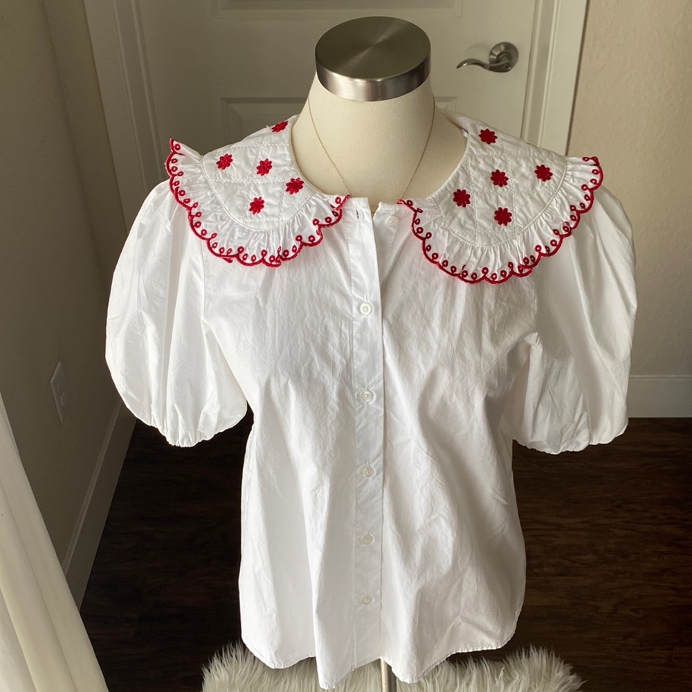 NWT Zara puff sleeve collared blouse!